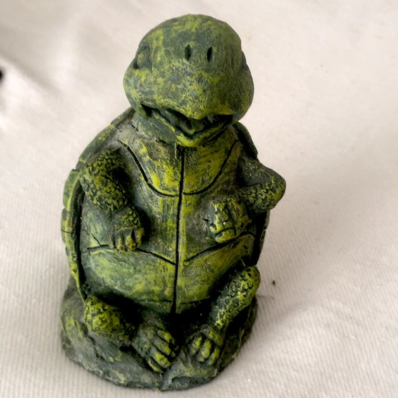 Hand made clay Turtle Figure - Picture 5 of 10